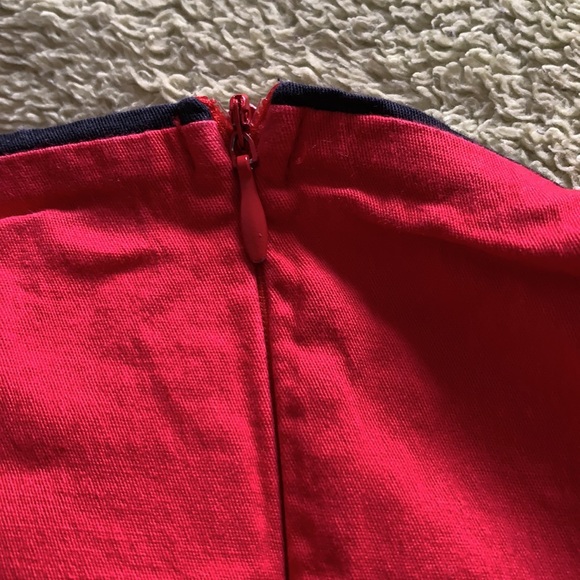 Large Red midi Dress - Picture 3 of 5